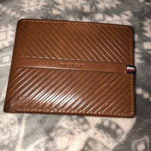 Tommy Hilfiger Bifold Genuine Leather